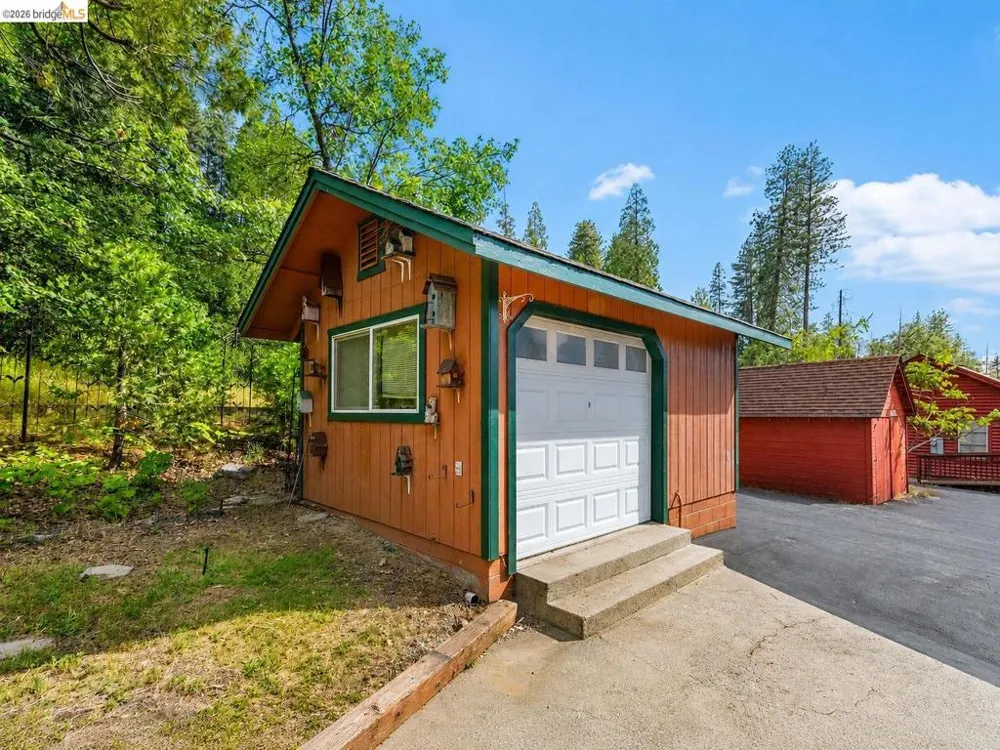 22401 Ridge Road Twain Harte, CA 95383
