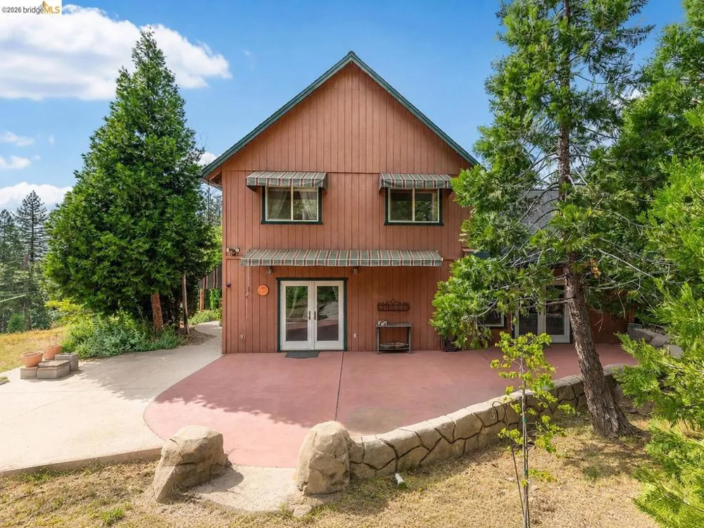 22401 Ridge Road Twain Harte, CA 95383