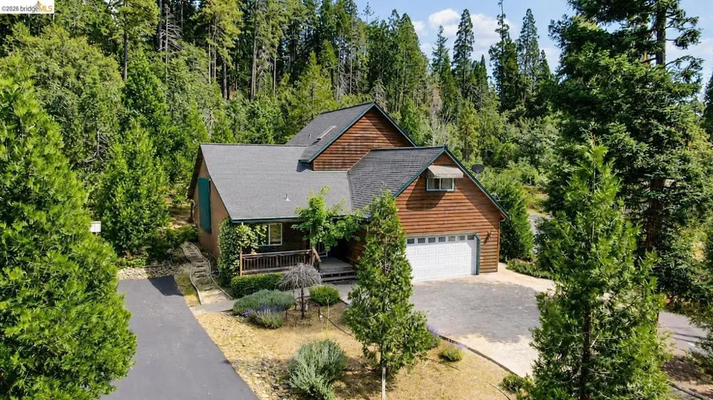 22401 Ridge Road Twain Harte, CA 95383