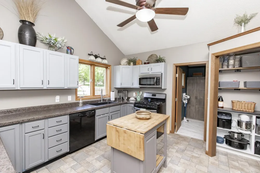 521 9th Street Hawley, MN 56549