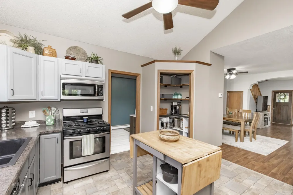 521 9th Street Hawley, MN 56549