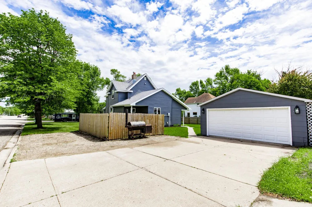 521 9th Street Hawley, MN 56549