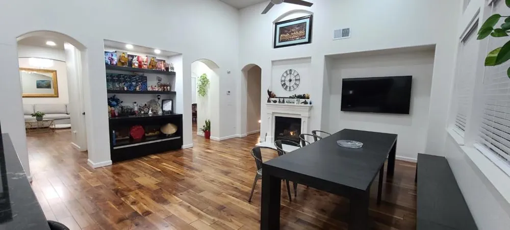 10133 Annie Street Elk Grove, CA 95757