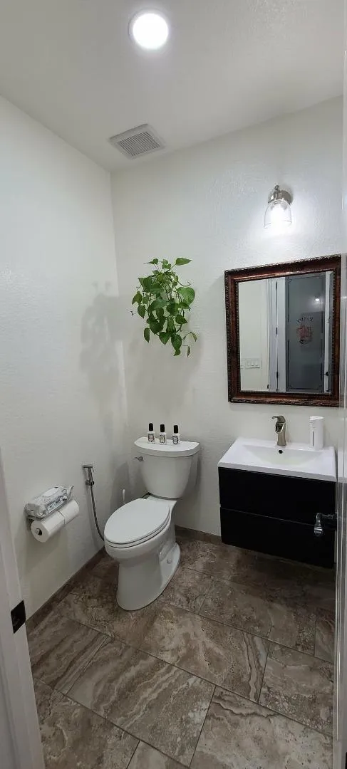 10133 Annie Street Elk Grove, CA 95757