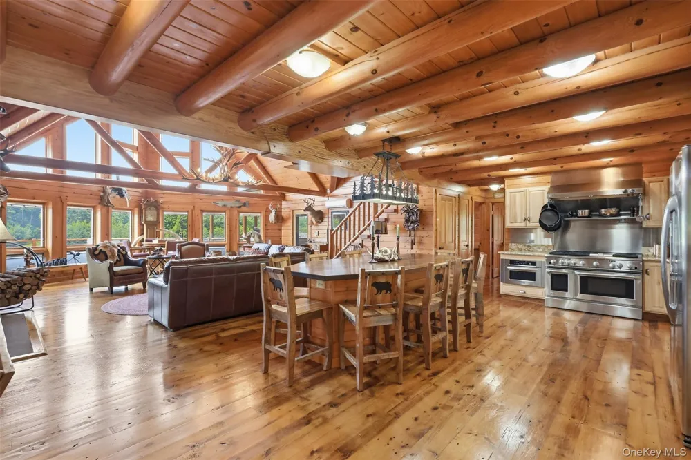 91 Crawford Road Barryville, NY 12719