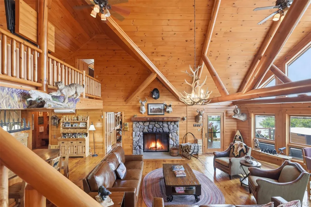 91 Crawford Road Barryville, NY 12719