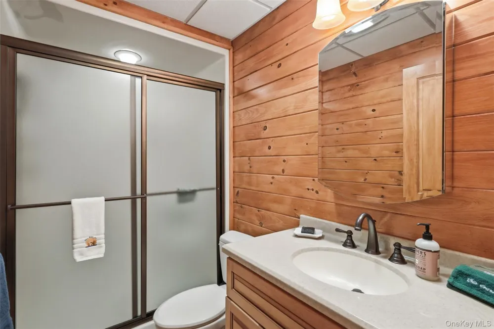 91 Crawford Road Barryville, NY 12719