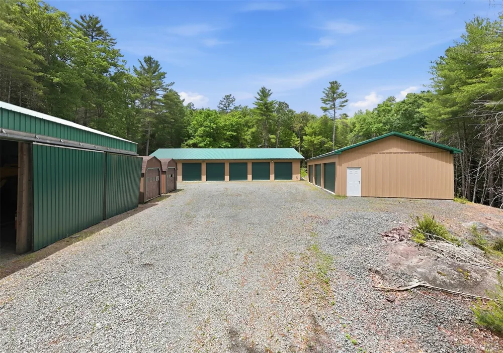 91 Crawford Road Barryville, NY 12719