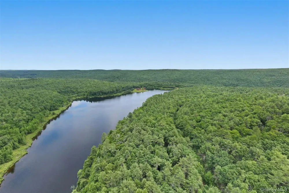 91 Crawford Road Barryville, NY 12719