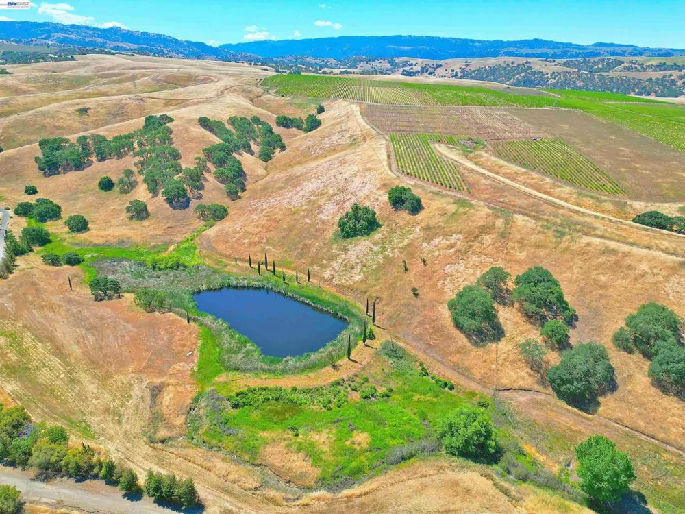 5625 Greenville Rd Livermore, CA 94550