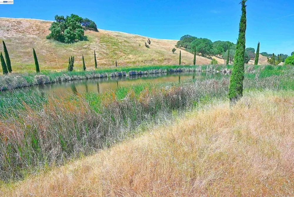 5625 Greenville Rd Livermore, CA 94550