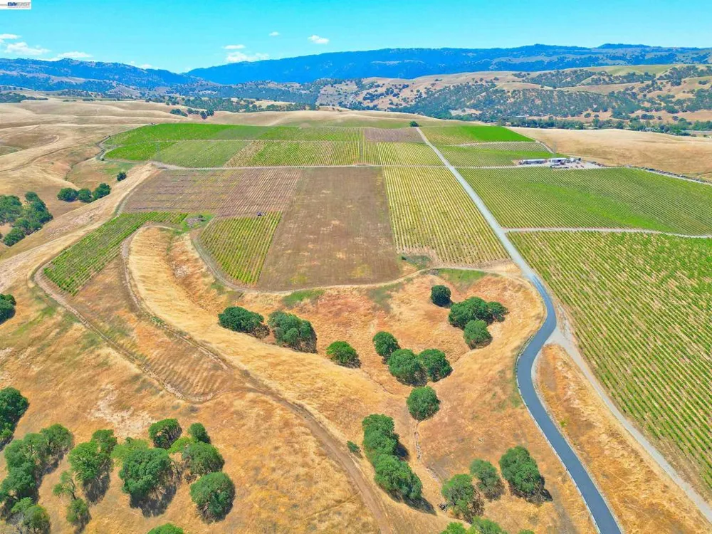 5625 Greenville Rd Livermore, CA 94550