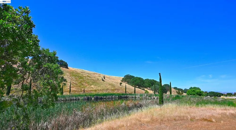 5625 Greenville Rd Livermore, CA 94550