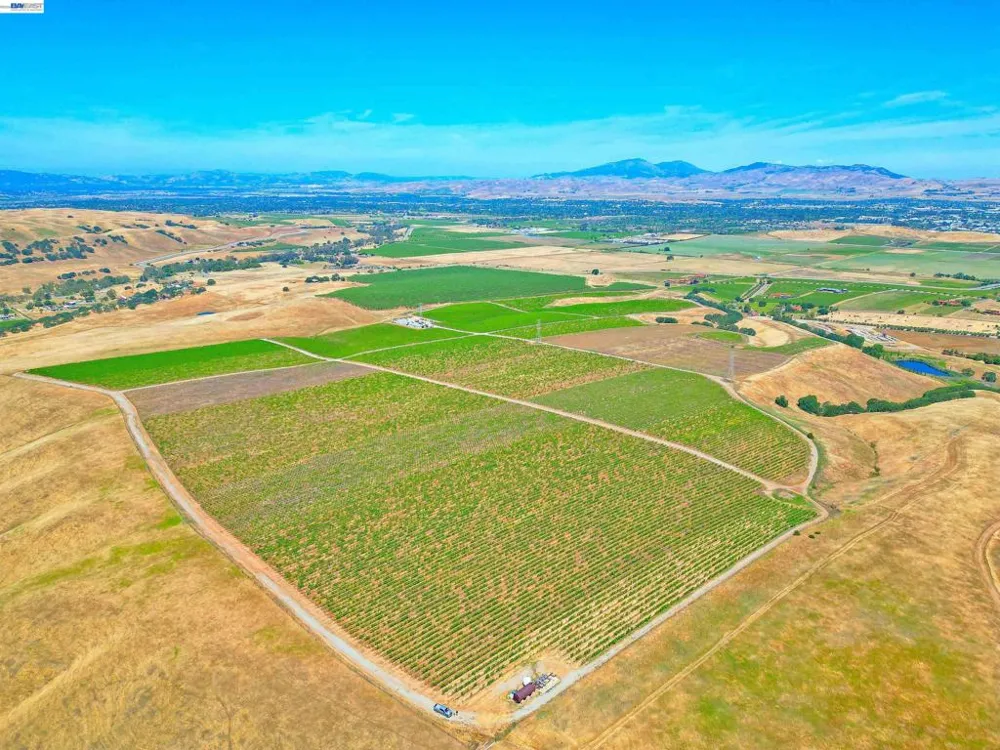 5625 Greenville Rd Livermore, CA 94550