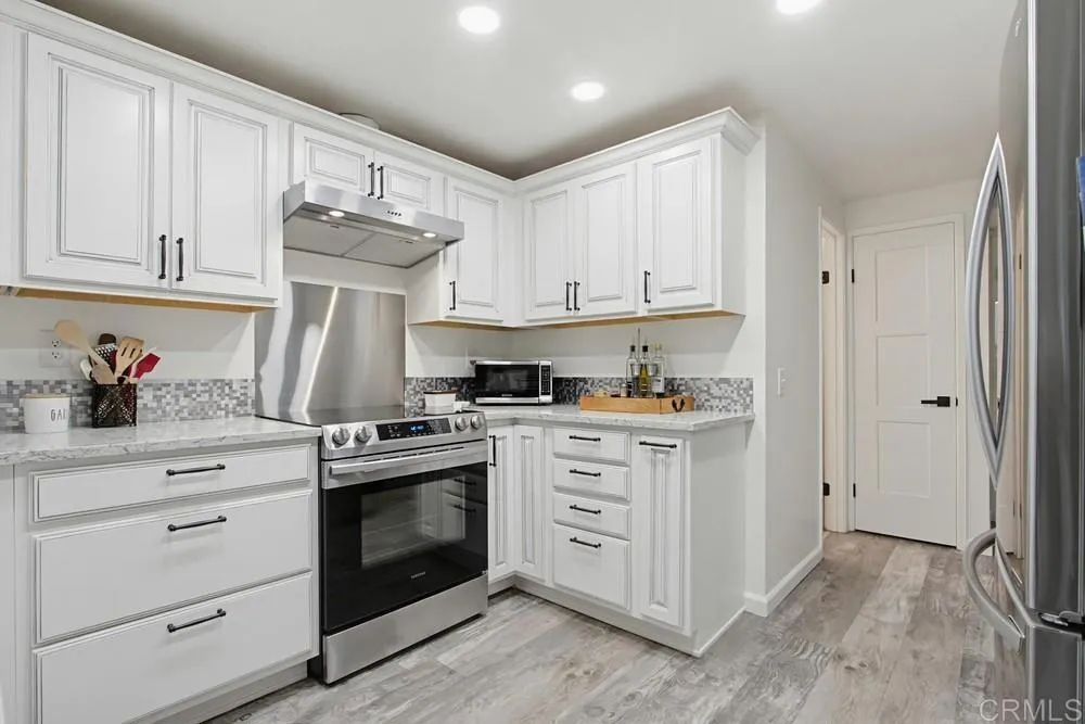 4608 Driftwood Circle Carlsbad, CA 92008