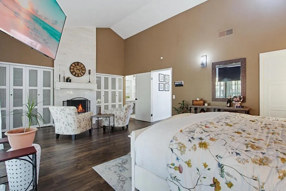 4608 Driftwood Circle Carlsbad, CA 92008