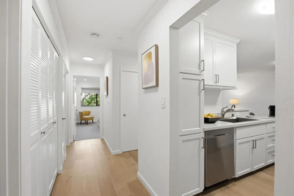 226 W Edith Avenue #33 Los Altos, CA 94022