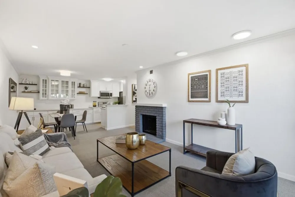 226 W Edith Avenue #33 Los Altos, CA 94022