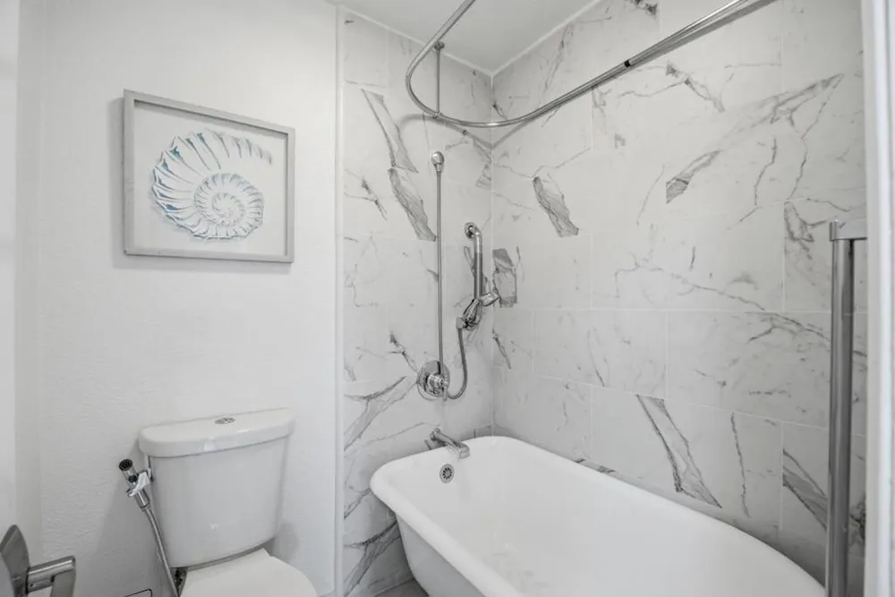 226 W Edith Avenue #33 Los Altos, CA 94022