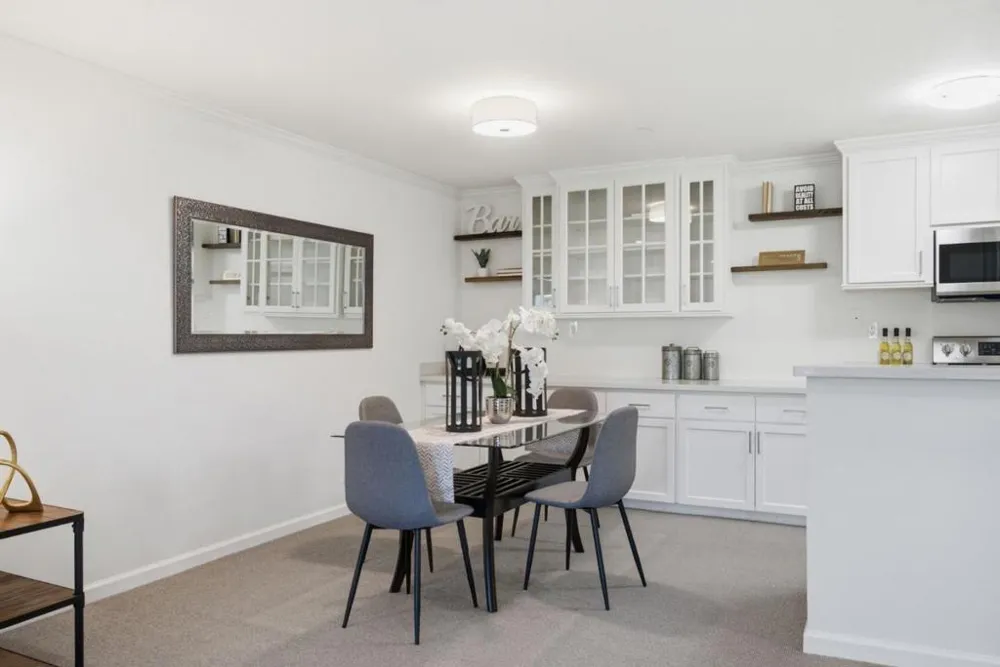 226 W Edith Avenue #33 Los Altos, CA 94022