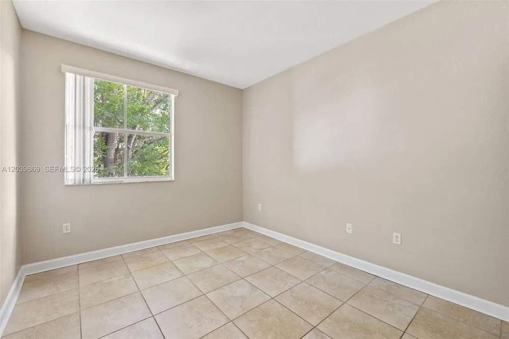1692 SE 29th Ct #205 Homestead, FL 33035