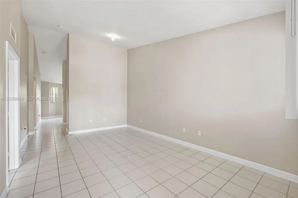 1692 SE 29th Ct #205 Homestead, FL 33035