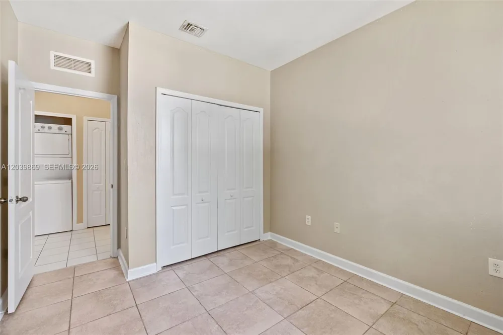 1692 SE 29th Ct #205 Homestead, FL 33035