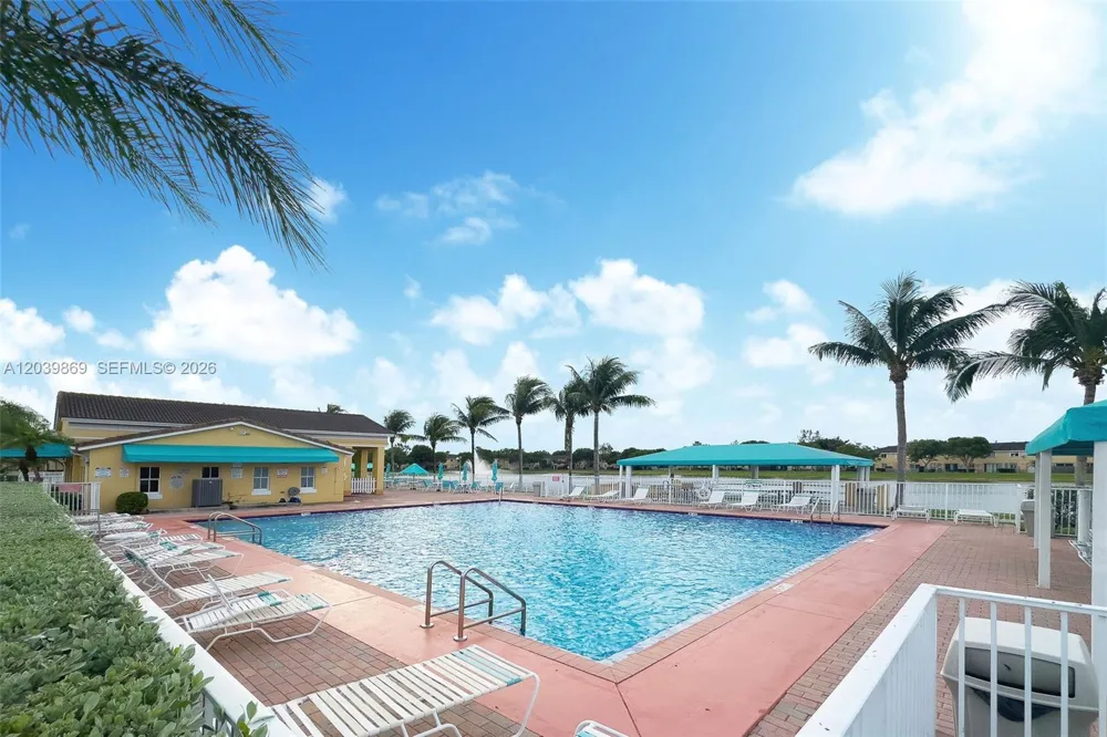 1692 SE 29th Ct #205 Homestead, FL 33035