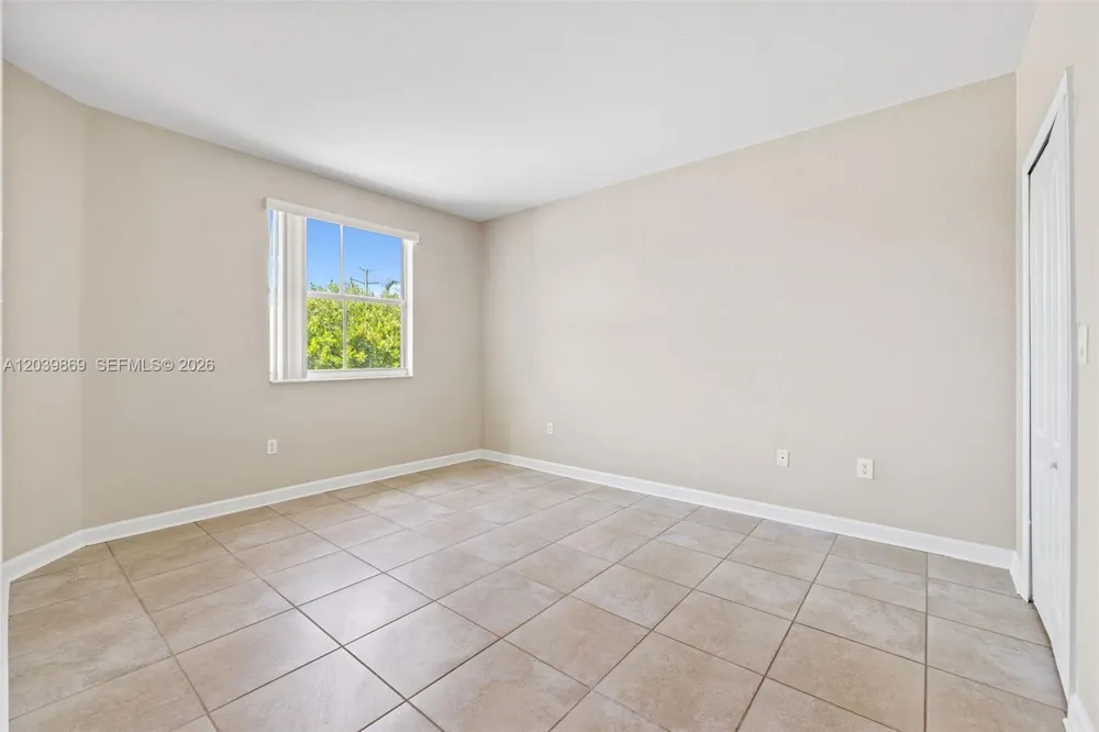 1692 SE 29th Ct #205 Homestead, FL 33035