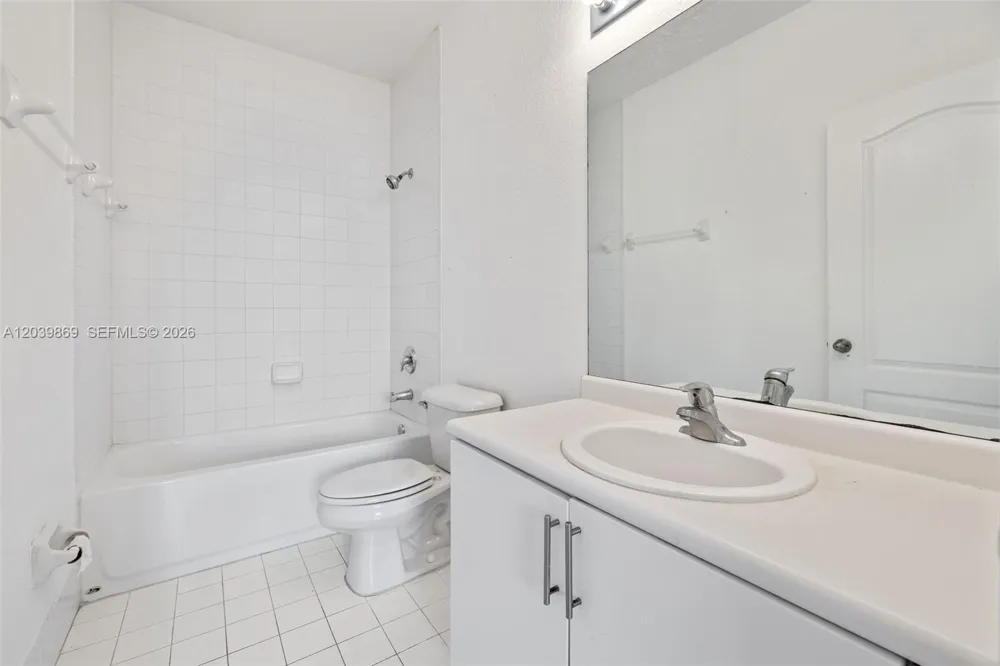 1692 SE 29th Ct #205 Homestead, FL 33035