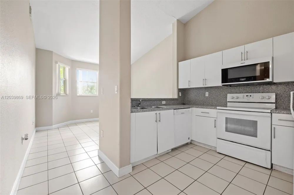 1692 SE 29th Ct #205 Homestead, FL 33035
