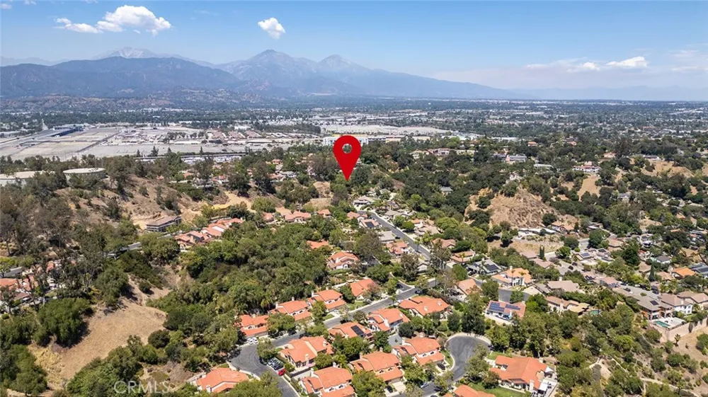 Via Estrella Pomona, CA 91768