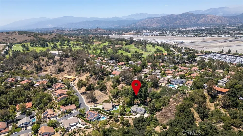 Via Estrella Pomona, CA 91768