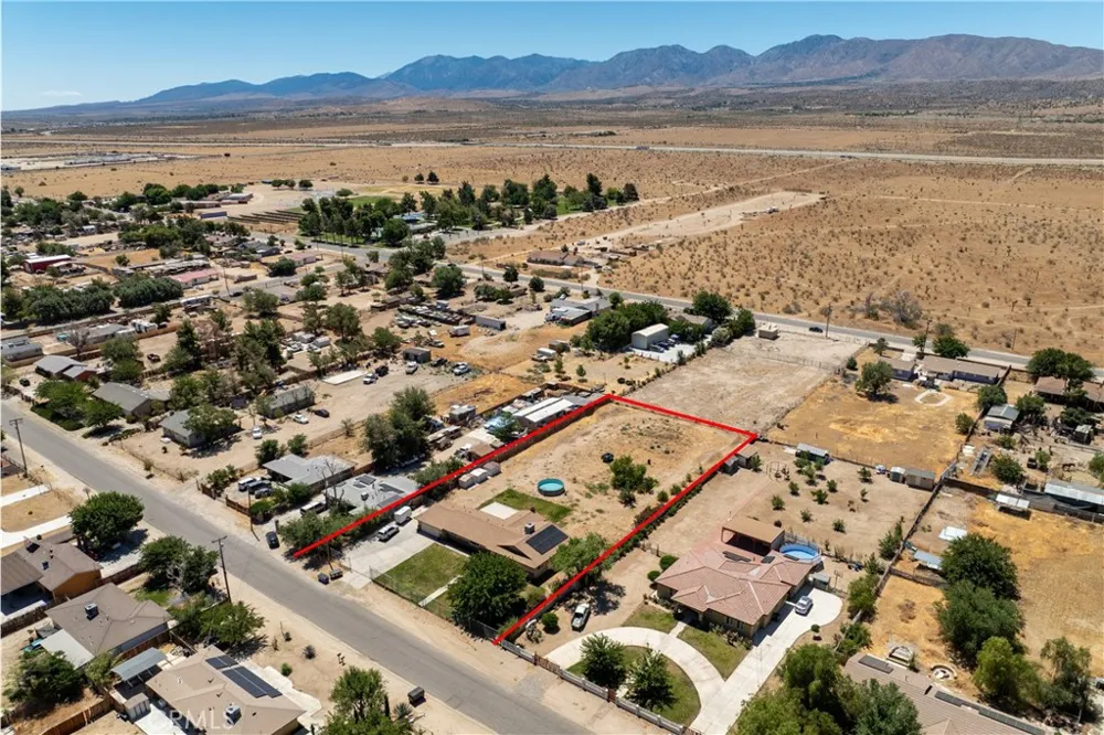 8954 E Avenue T14 Littlerock, CA 93543