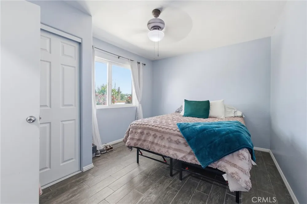 8954 E Avenue T14 Littlerock, CA 93543