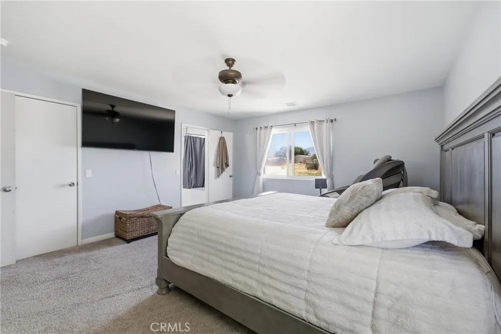 8954 E Avenue T14 Littlerock, CA 93543