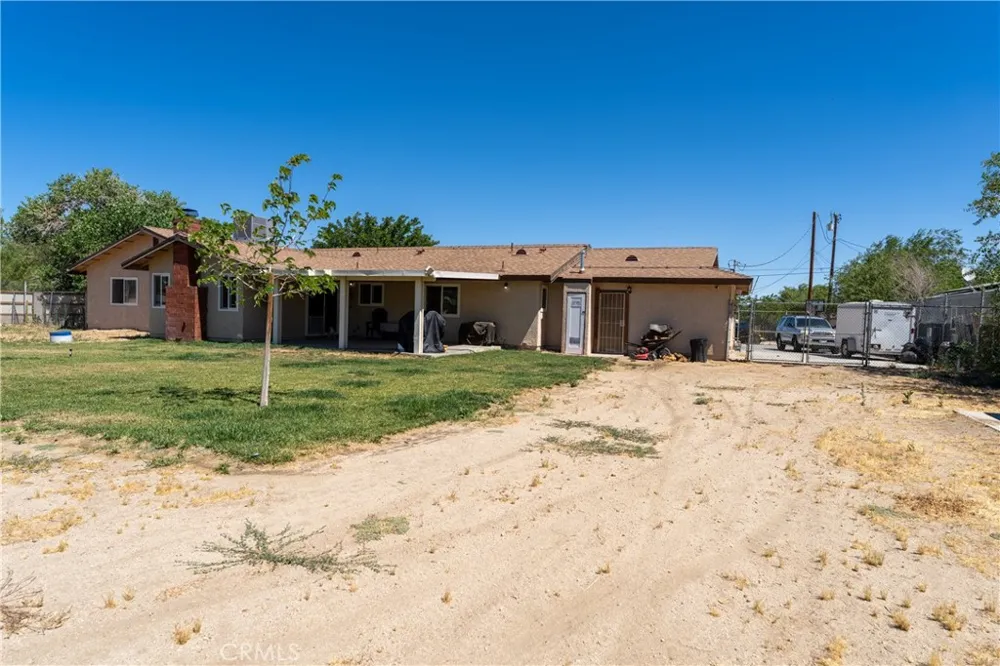 8954 E Avenue T14 Littlerock, CA 93543