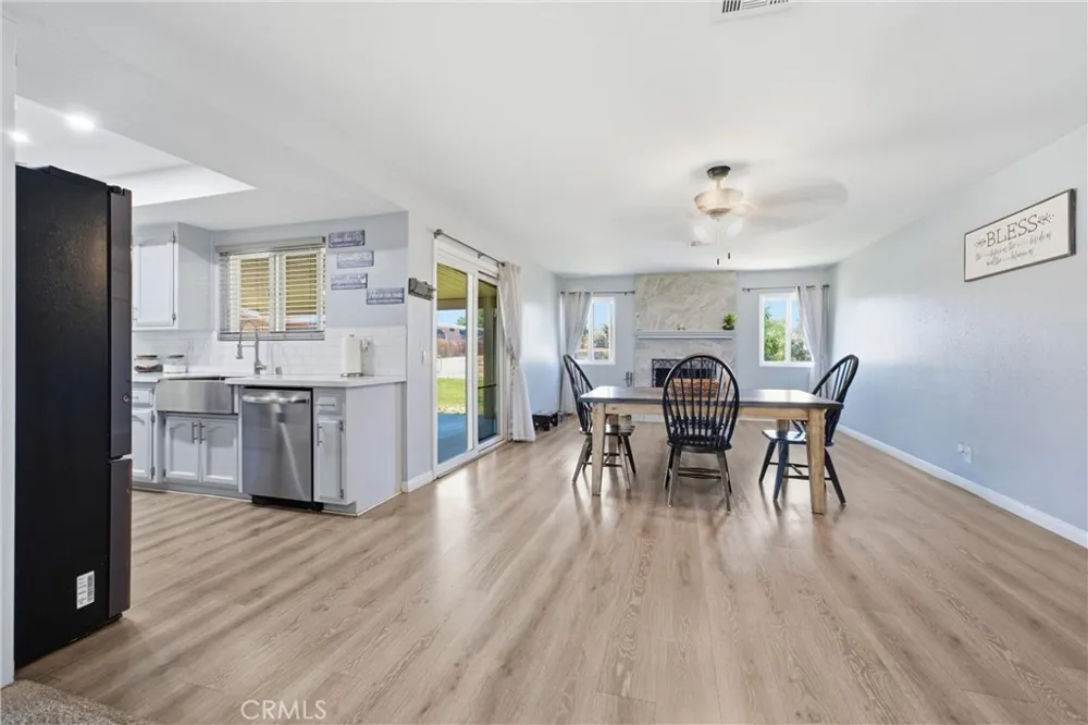 8954 E Avenue T14 Littlerock, CA 93543