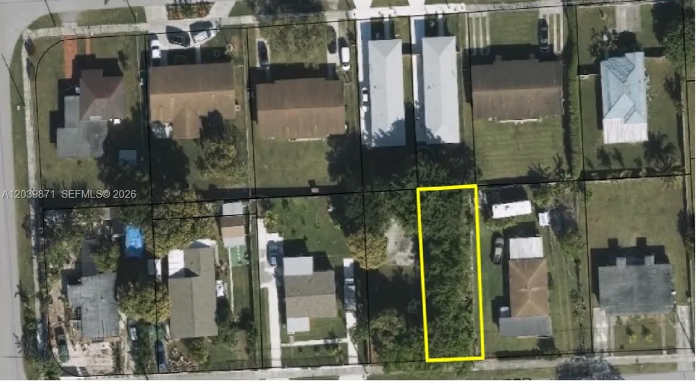 10435 SW 174th Ter Miami, FL 33157