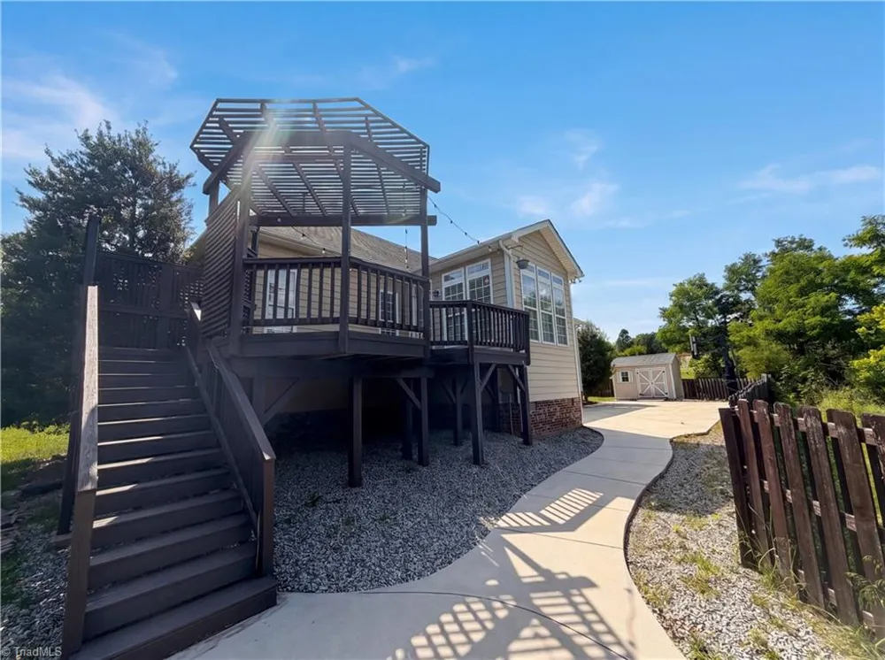8434 Pheasant Ridge Drive Colfax, NC 27235