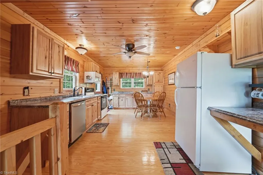 1987 Buck Mountain Road Purlear, NC 28665