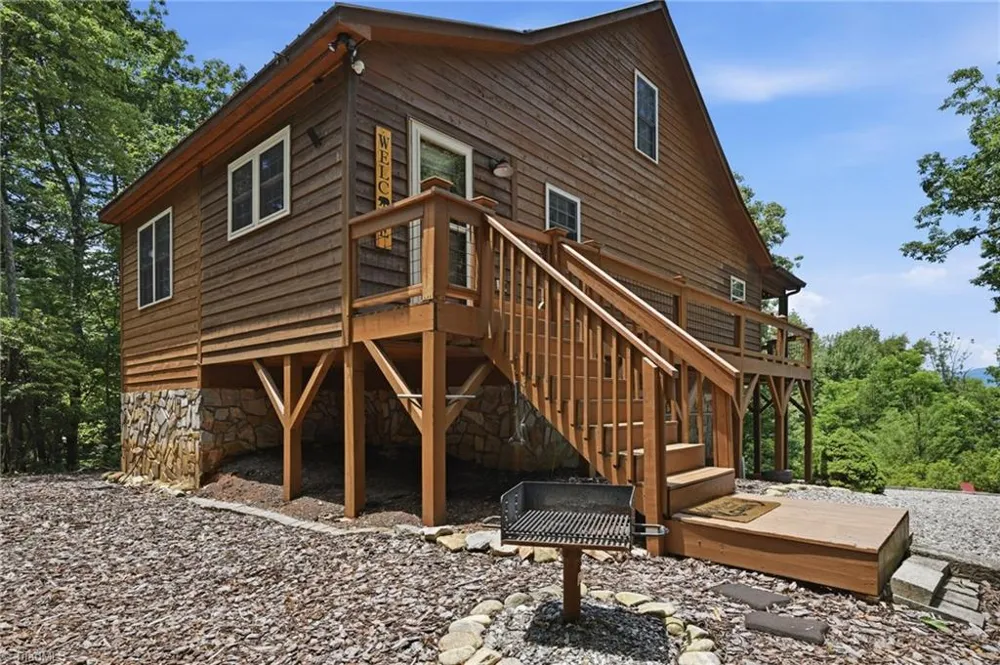 1987 Buck Mountain Road Purlear, NC 28665