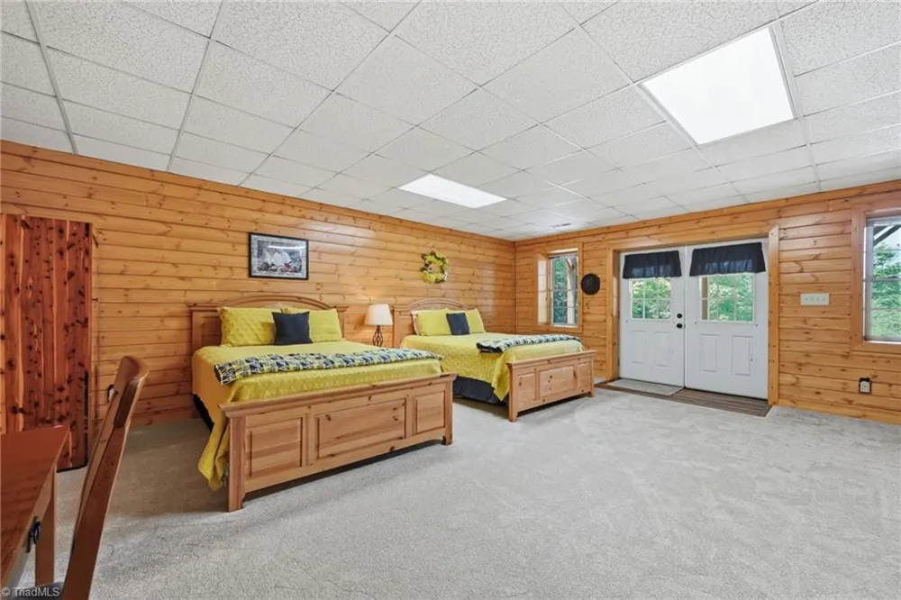 1987 Buck Mountain Road Purlear, NC 28665