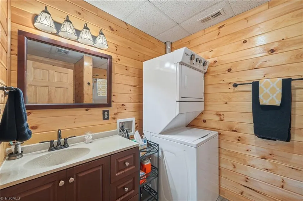 1987 Buck Mountain Road Purlear, NC 28665