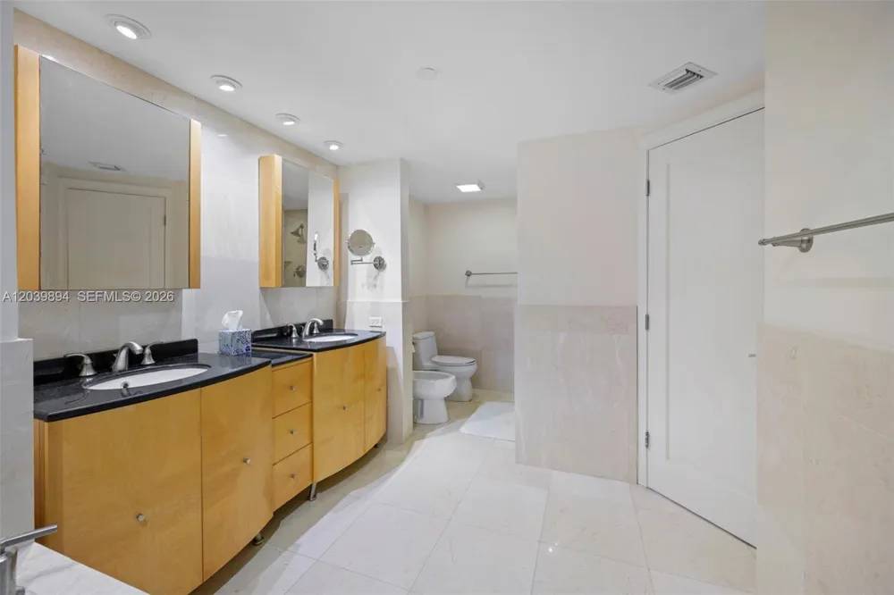 20191 E Country Club Dr #TS8 Aventura, FL 33180