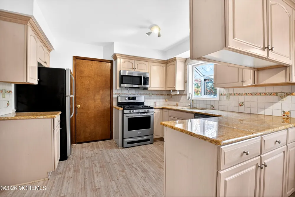 98 Jacobstown Road New Egypt, NJ 08533