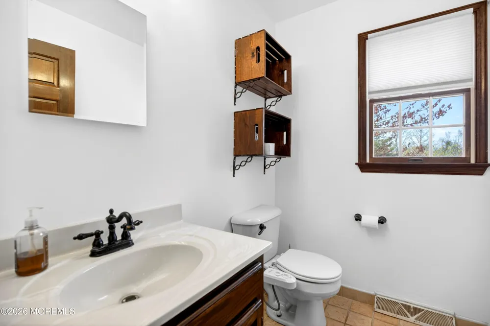 98 Jacobstown Road New Egypt, NJ 08533