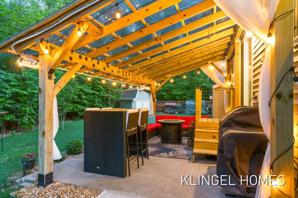 14936 Woodacre Court Grand Haven, MI 49417