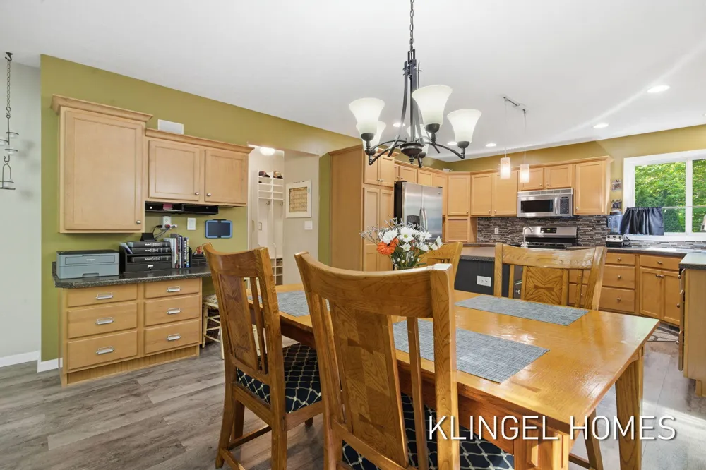 14936 Woodacre Court Grand Haven, MI 49417