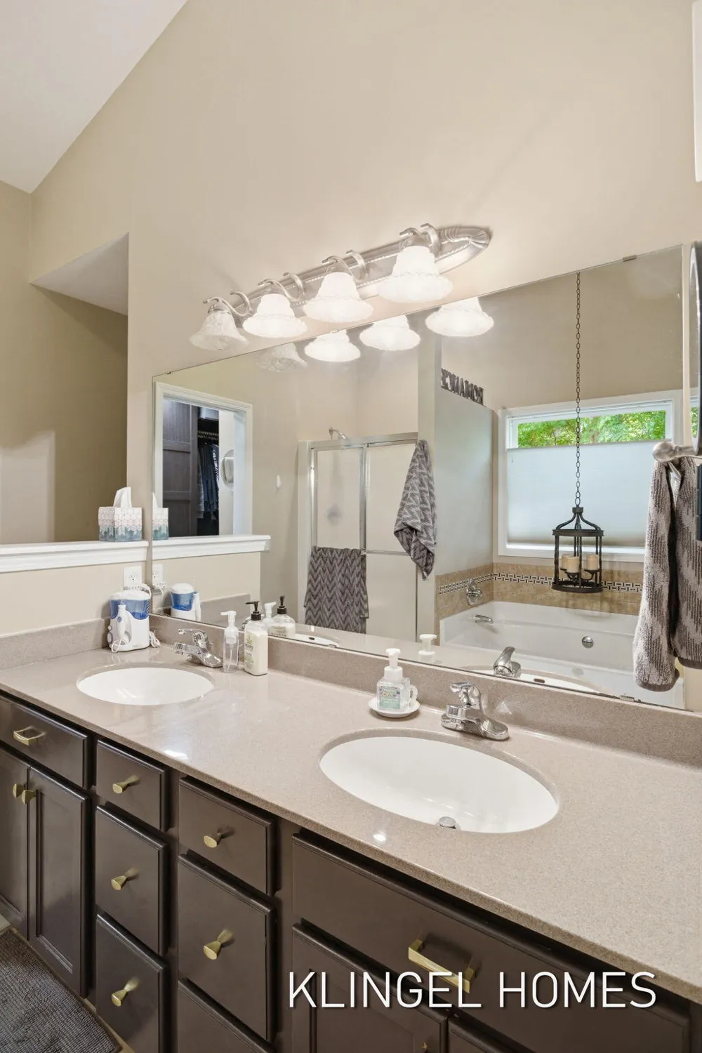 14936 Woodacre Court Grand Haven, MI 49417